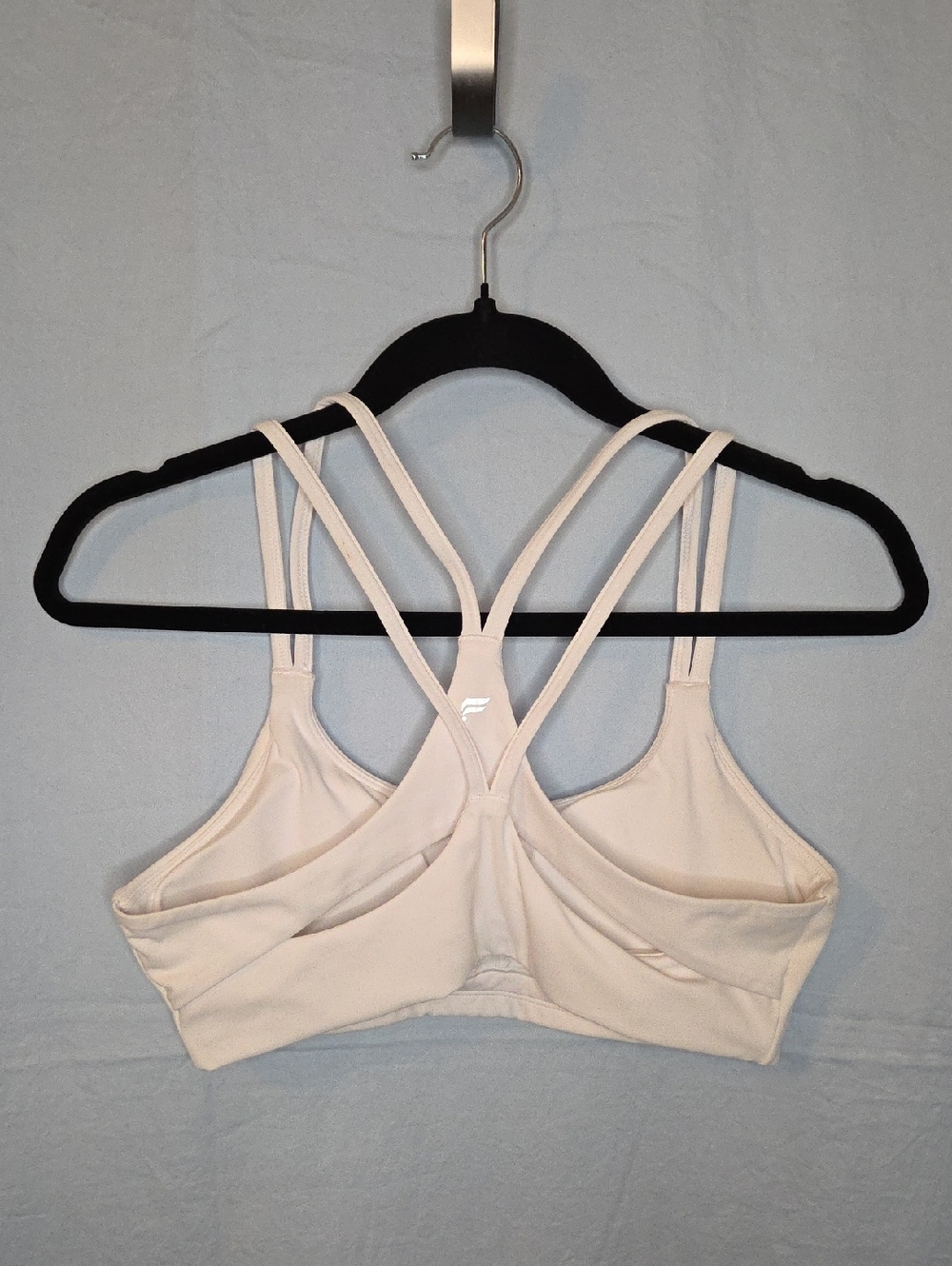 G462. Fabletics Principal Low Impact Bra in White - Size L (?)